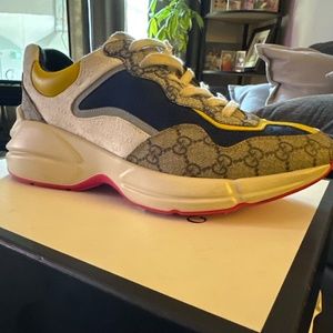 Gucci 619891